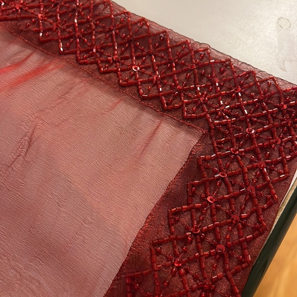 Pier One Burgundy Sequin / Beaded Sheer Table runner - Picture 5 of 5